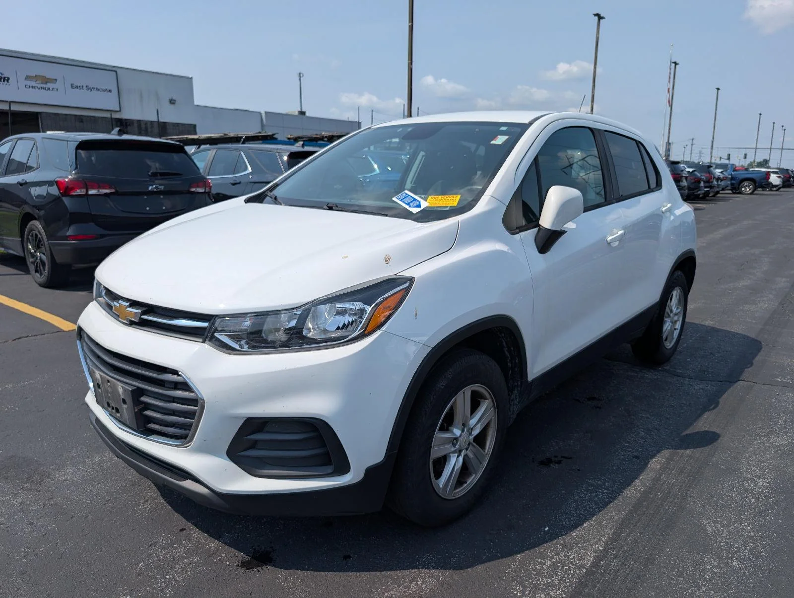 Used 2020 Summit White Chevrolet LS image 4
