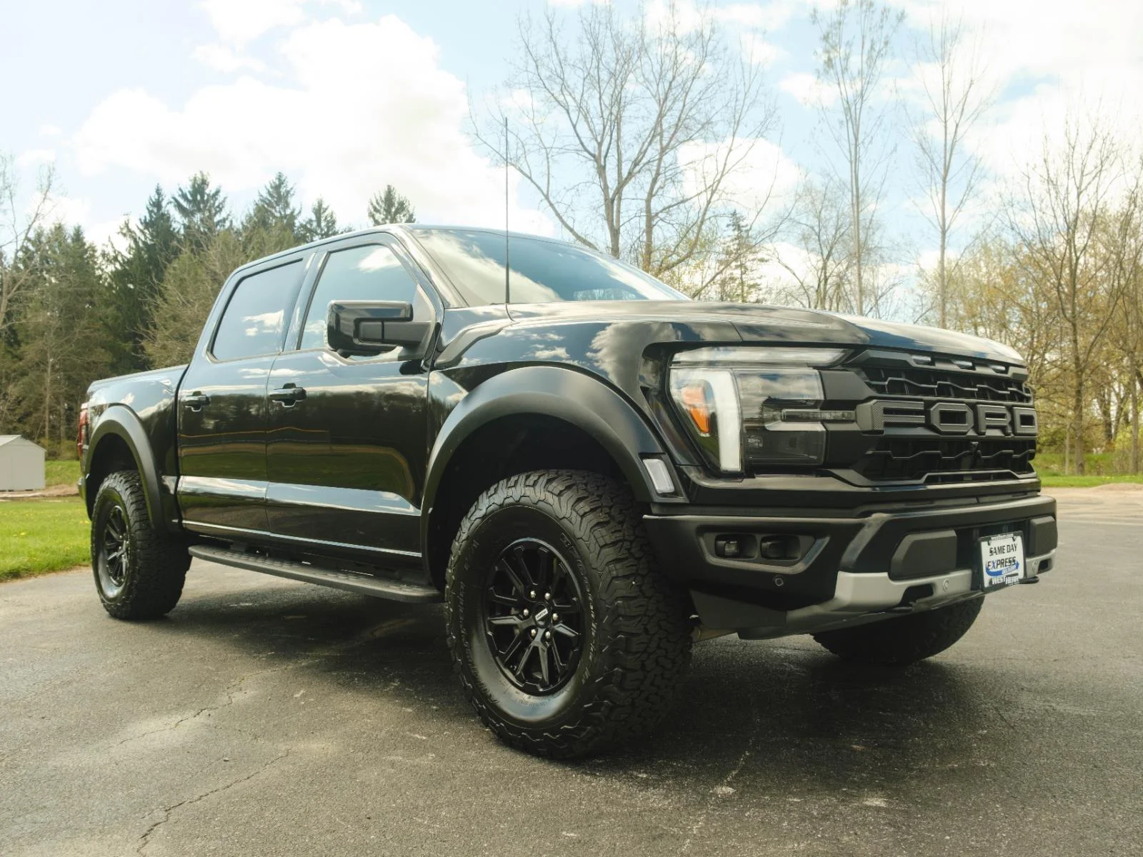 Certified Used 2025 Agate Black Metallic Ford Raptor image 16