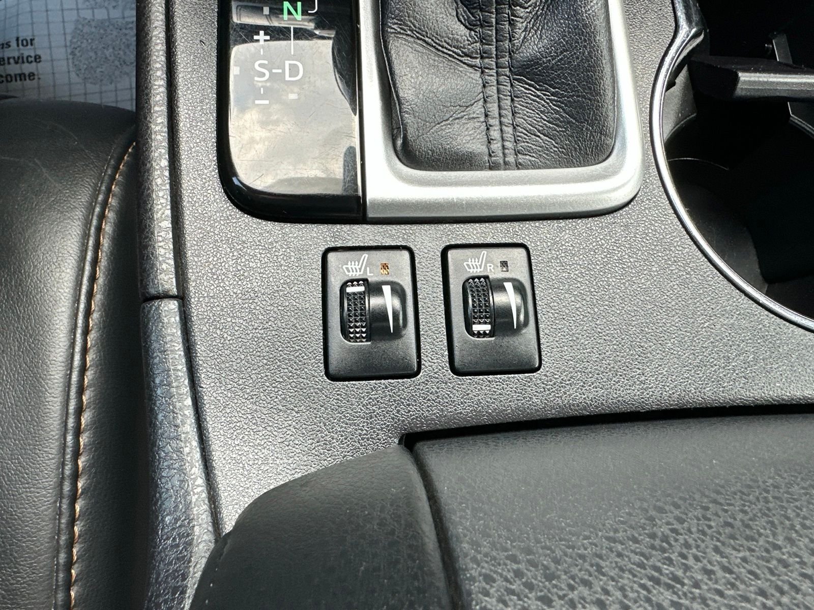 Used 2017  Toyota XLE image 72