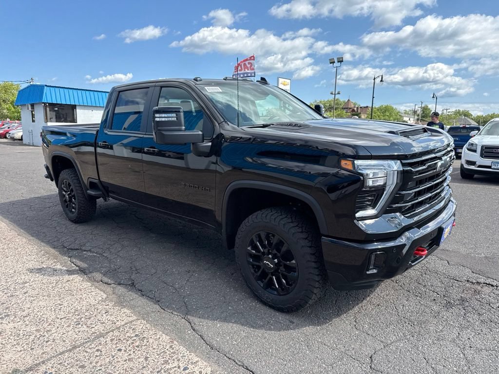 2026 Chevrolet Silverado 3500 HD LT - Photo 6