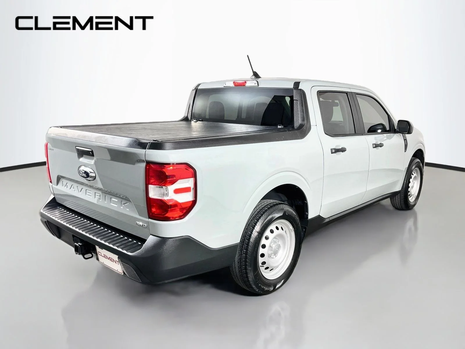 Used 2024 Green Ford XL image 7