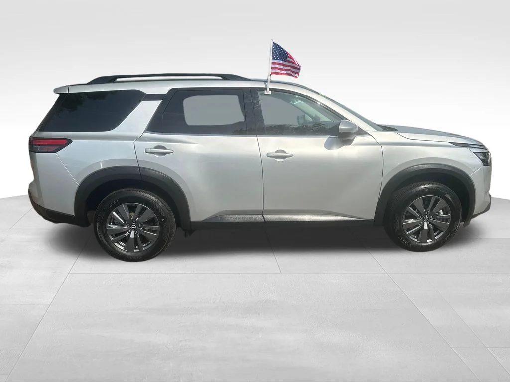 Used 2025 Silver Nissan SV image 52