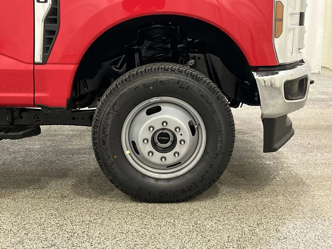 2026 Ford F-350 Super Duty Chassis Cab XL - Photo 10