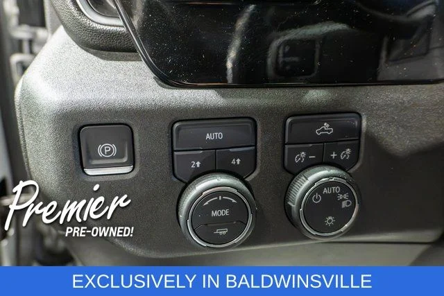 Used 2022 Silver Chevrolet LT image 18