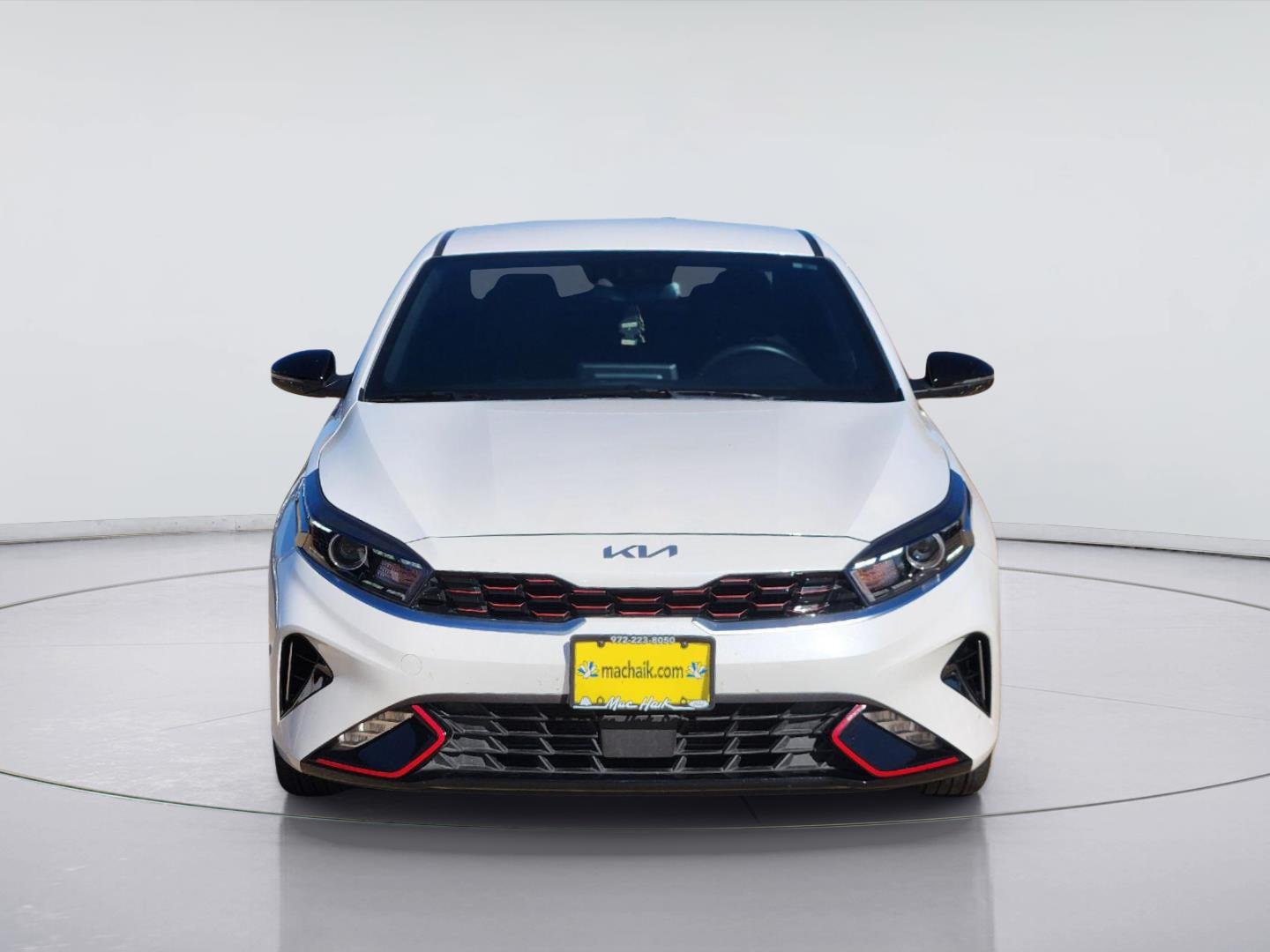 Used 2024 Snow White Pearl Kia GT-Line image 2