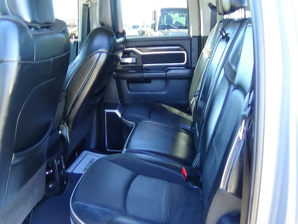 Certified Used 2024 Billet Silver Metallic Clear Coat (psc) RAM Laramie image 13