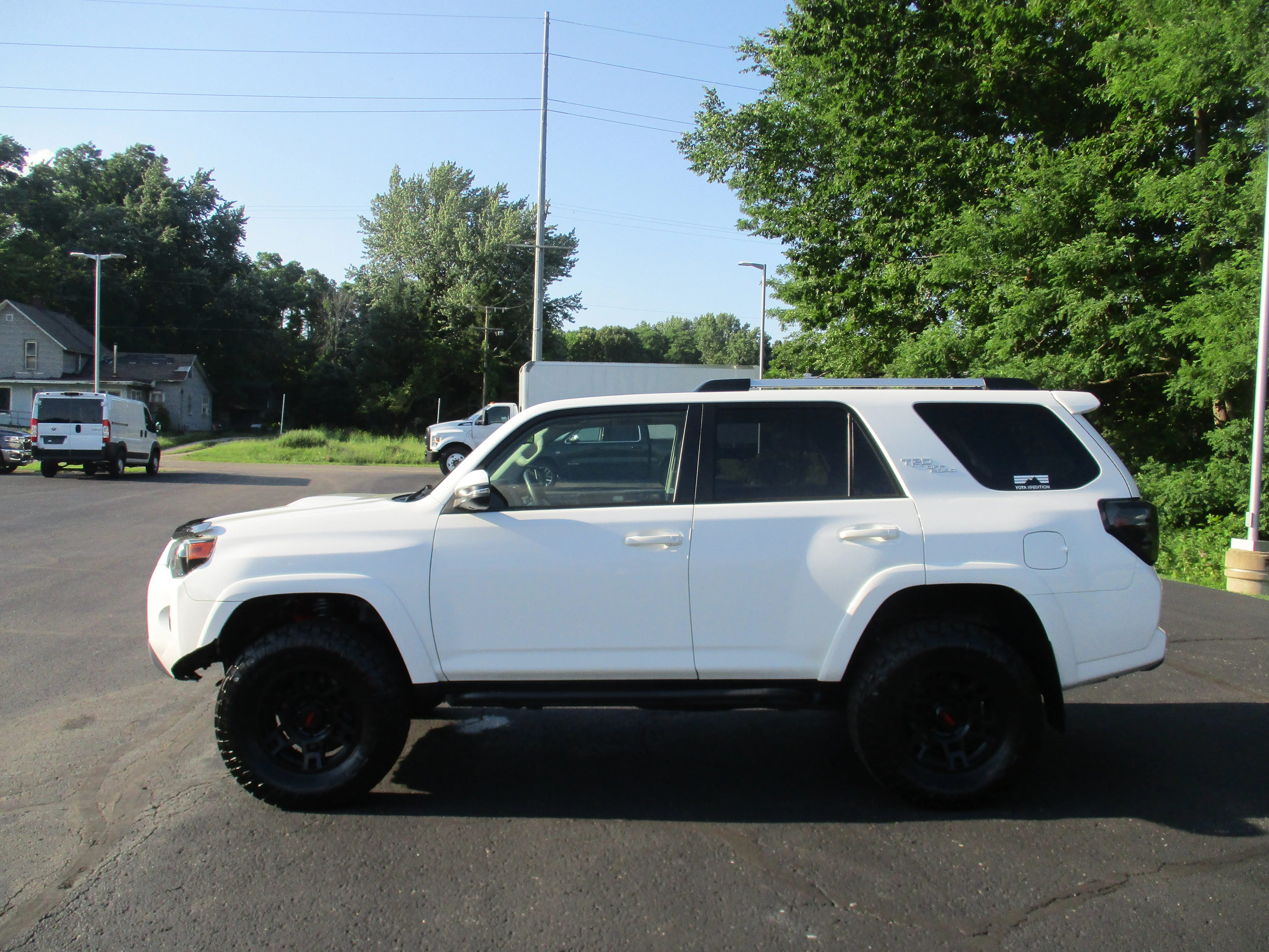 Used 2017 SUPER WHITE Toyota  image 58