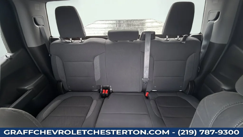 Used 2020 SUMMIT WHITE Chevrolet LT image 33