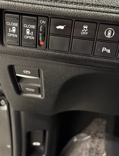 Used 2022 Black Honda Touring image 31