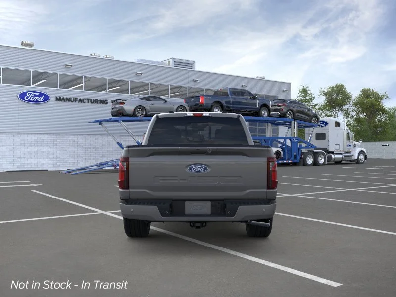 New 2026 Carbonized Gray Metallic Ford XLT image 5