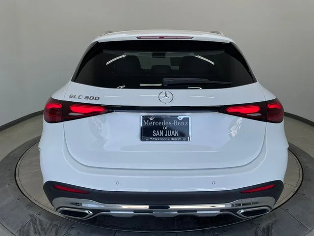 New 2027 White Mercedes-Benz GLC 300 image 12