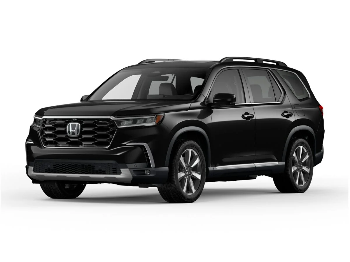 2025 Honda Pilot Touring AWD's photo