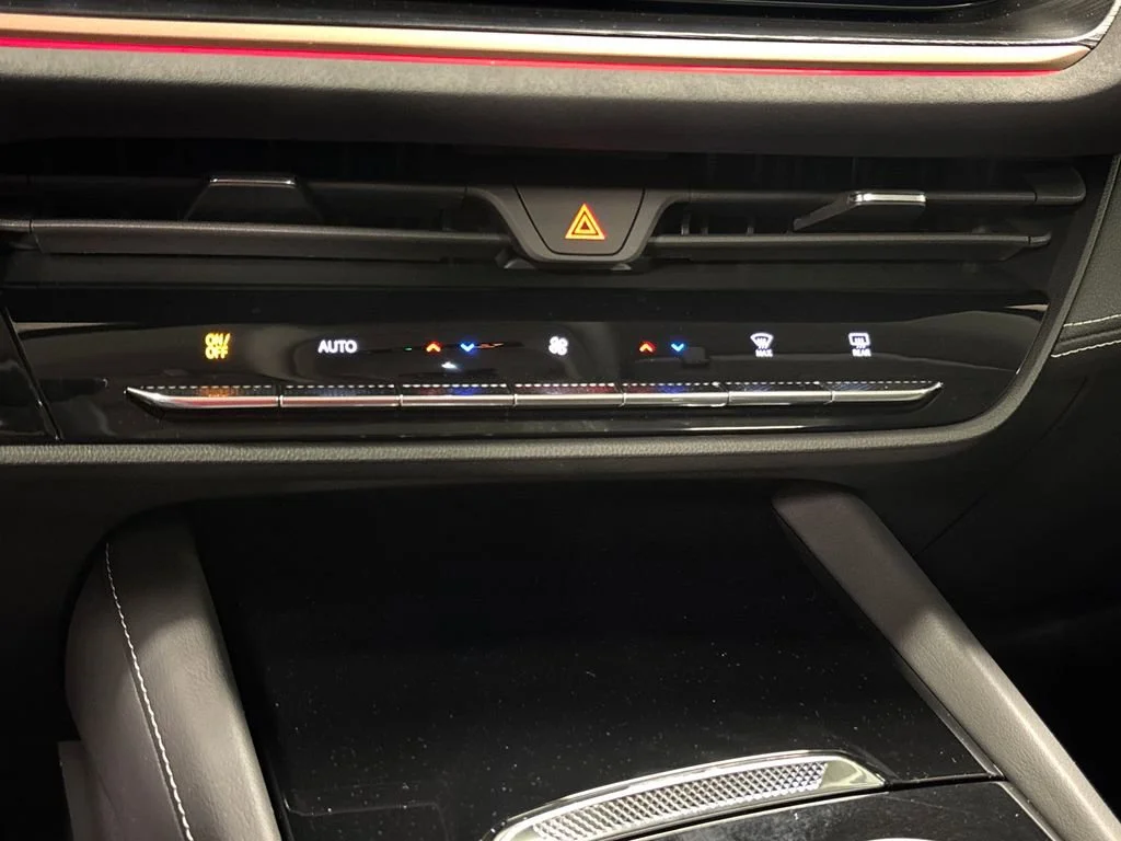 2025 Buick Envision Sport Touring - Photo 35