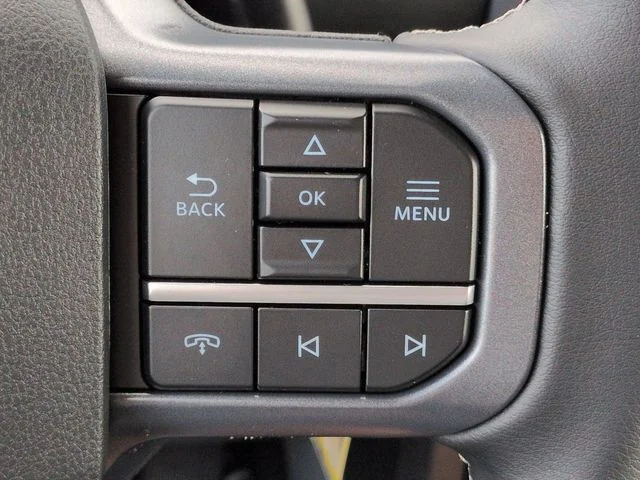 New 2026 Agate Black Metallic Ford XLT image 24