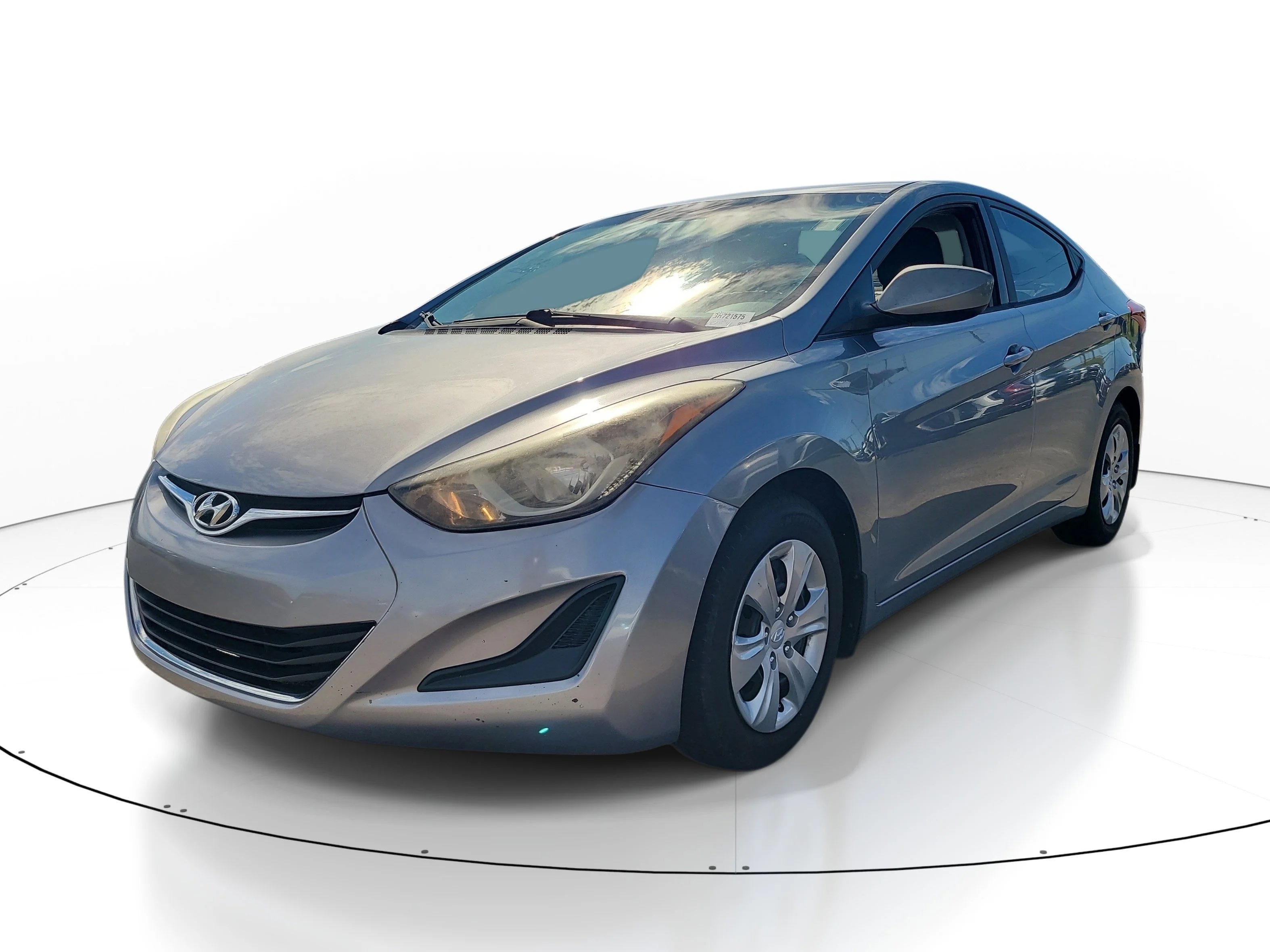 Used 2016 Shale Gray Metallic Hyundai SE image 3