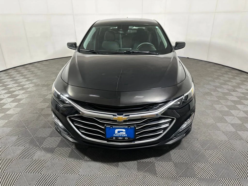 Used 2024 Black Chevrolet LT image 3