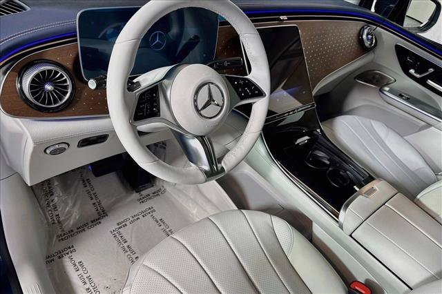 New 2027 Twilight Blue Metallic Mercedes-Benz EQE 320 image 38