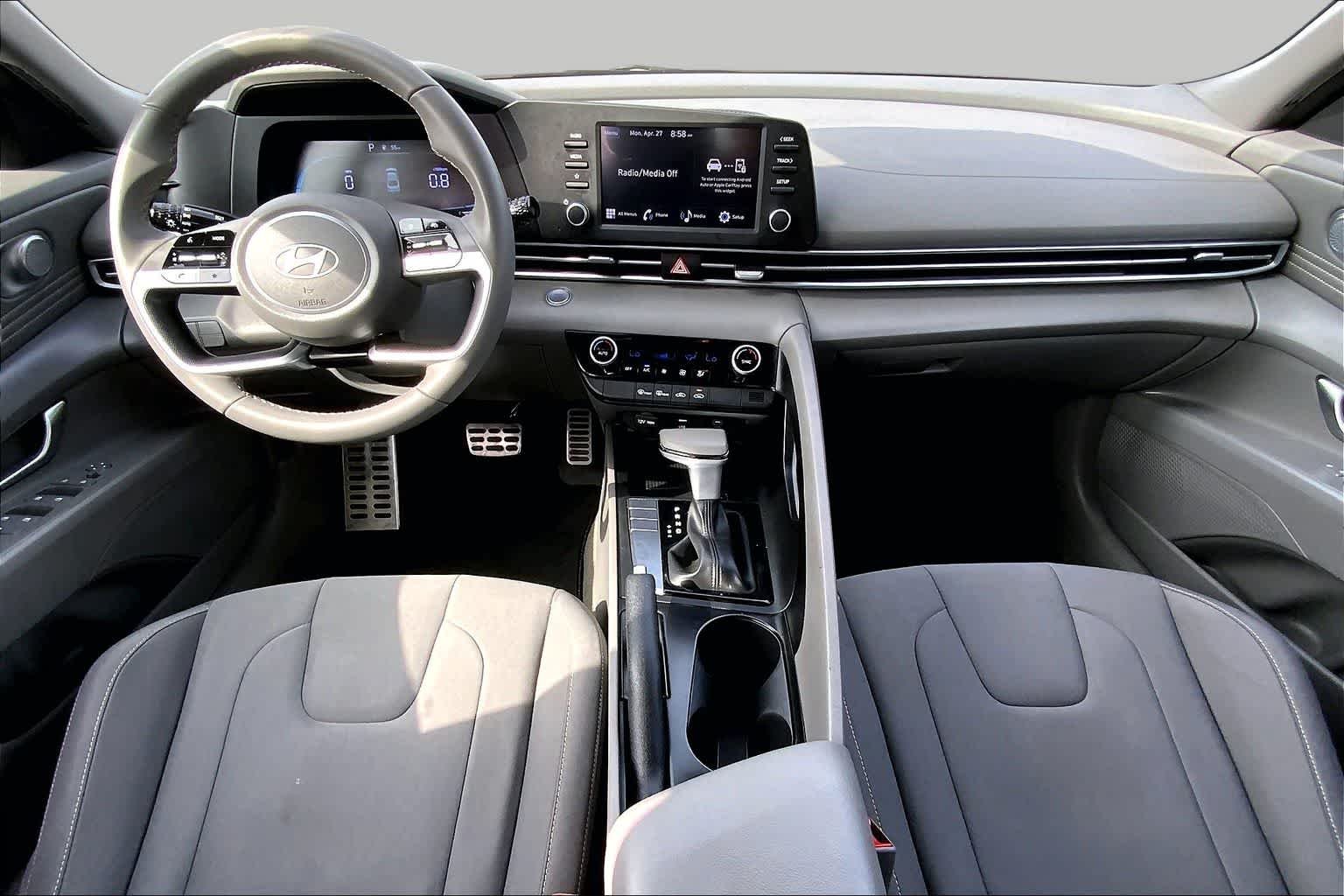 Used 2025 Serenity White Hyundai SEL Sport image 13