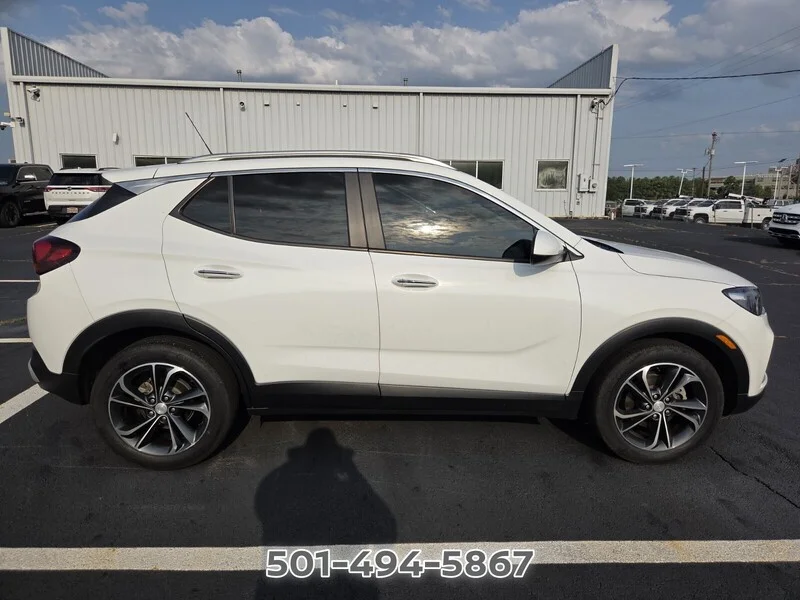 Used 2020 Summit White BUICK SELECT image 10