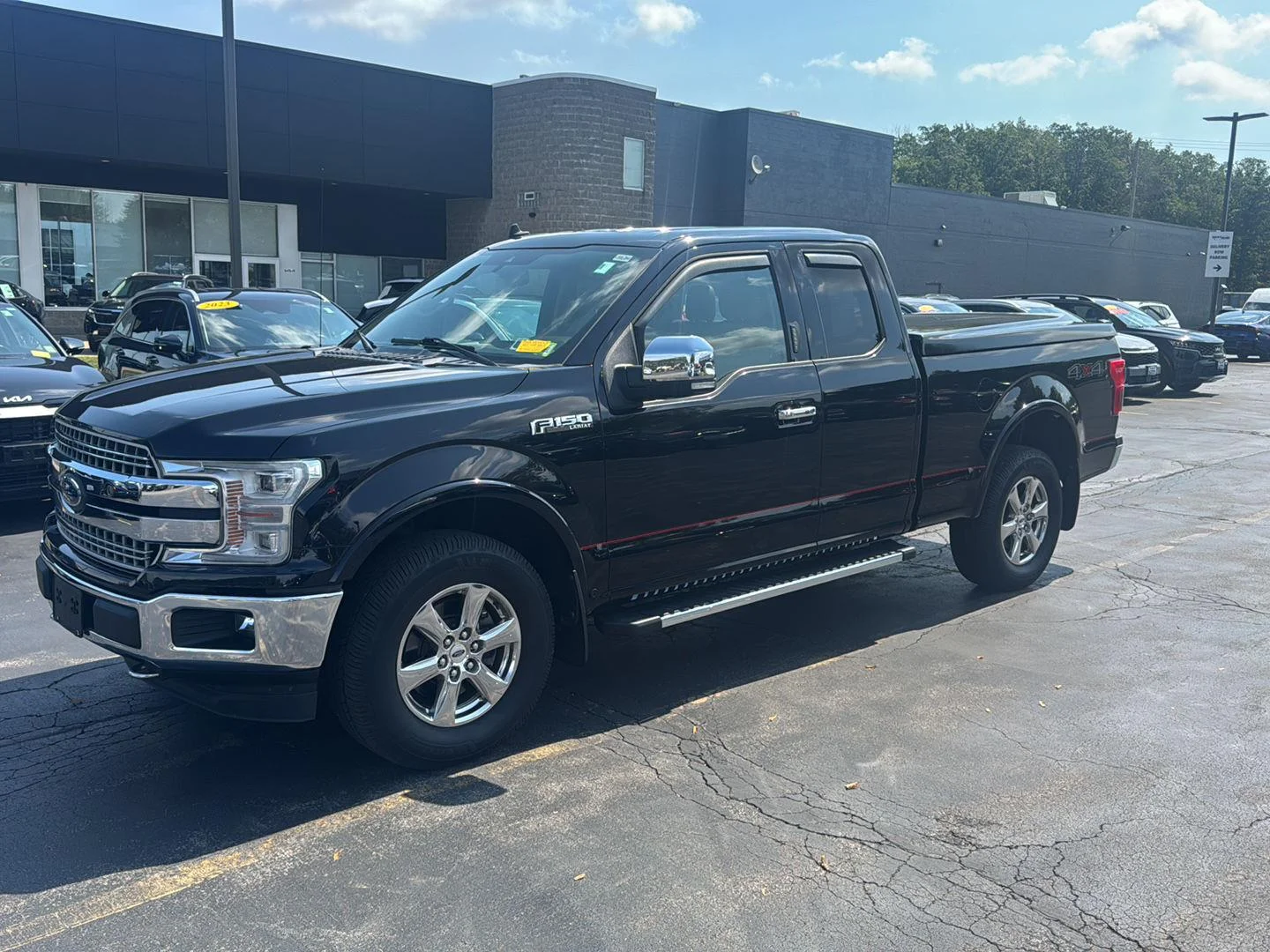 Used 2019 Agate Black Ford LARIAT image 4