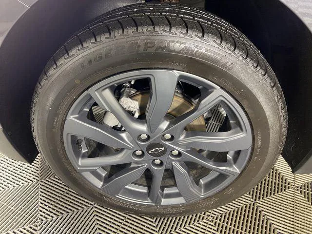 Used 2022 Iron Gray Chevrolet RS image 12