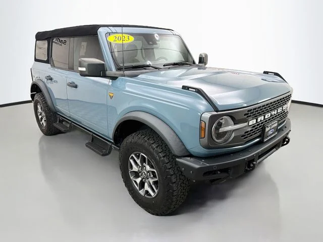 2023 Ford Bronco Badlands