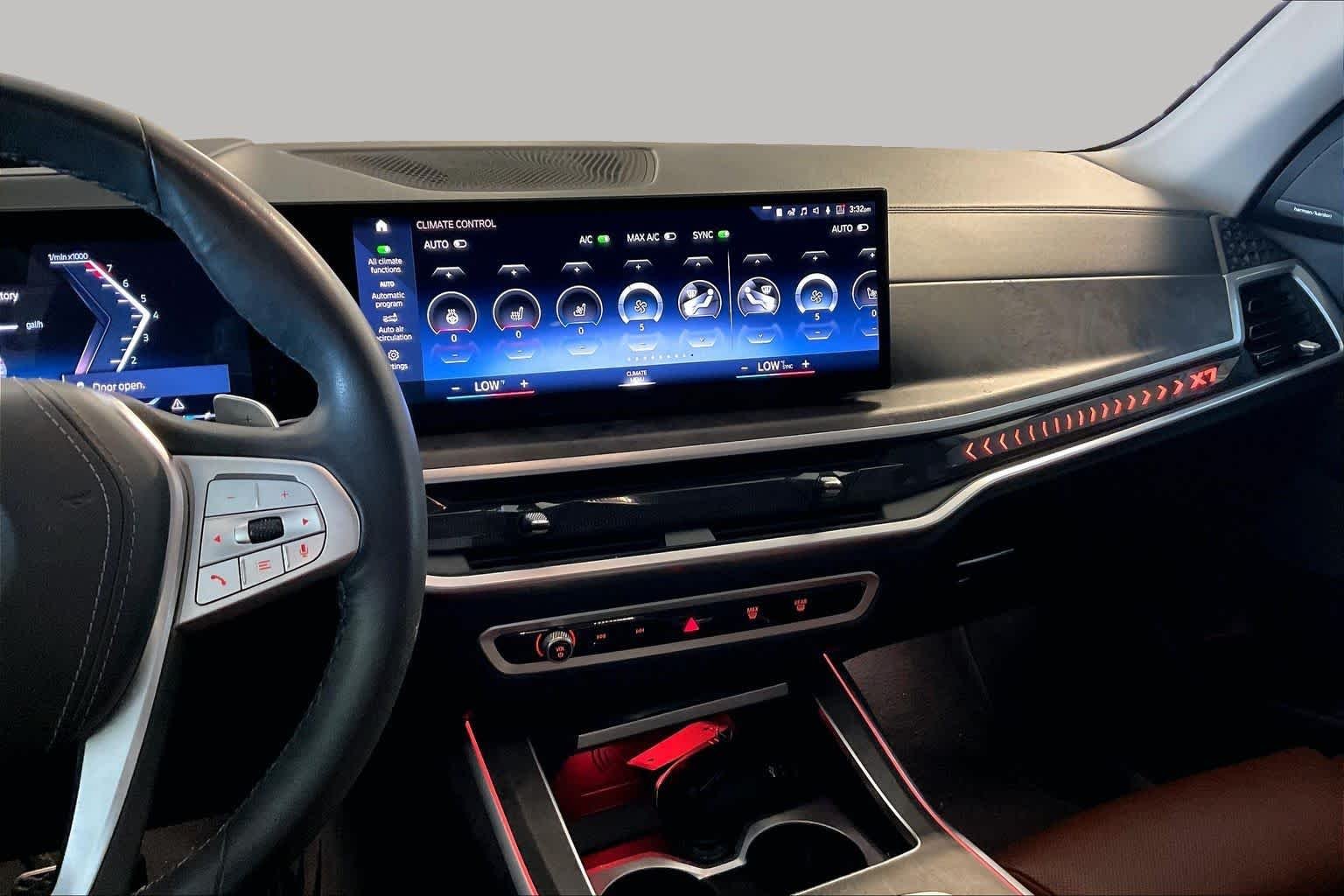 Used 2023 Mineral White Metallic BMW xDrive40i image 6