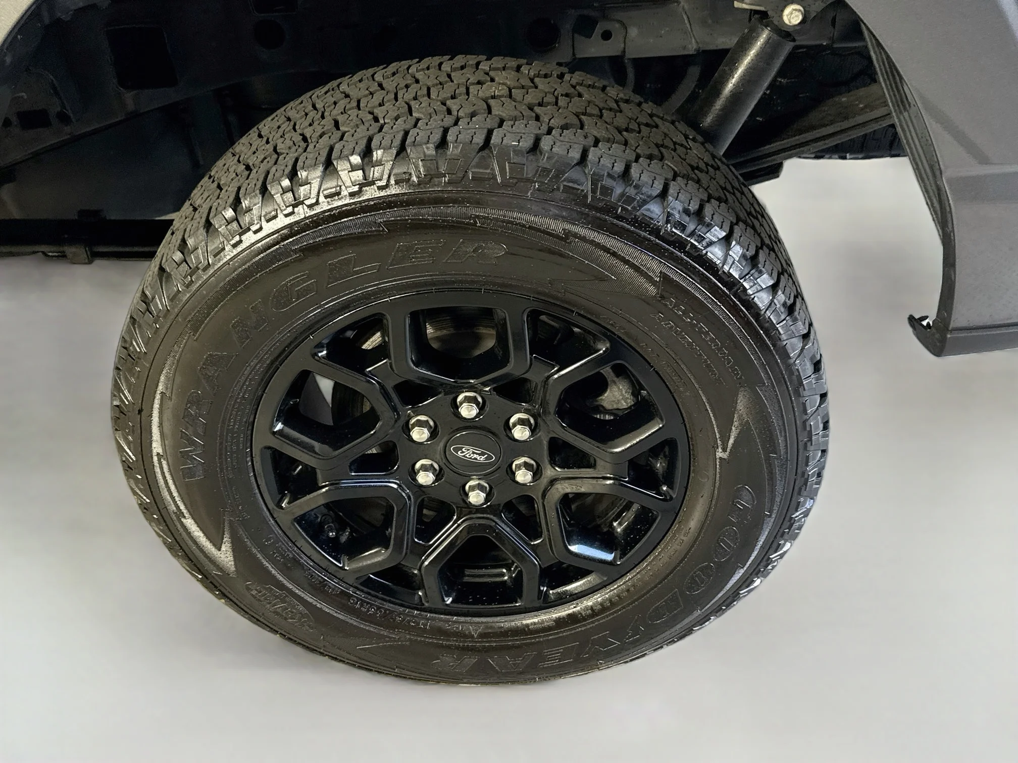 Certified Used 2024 Carbonized Gray Metallic Ford XLT image 31