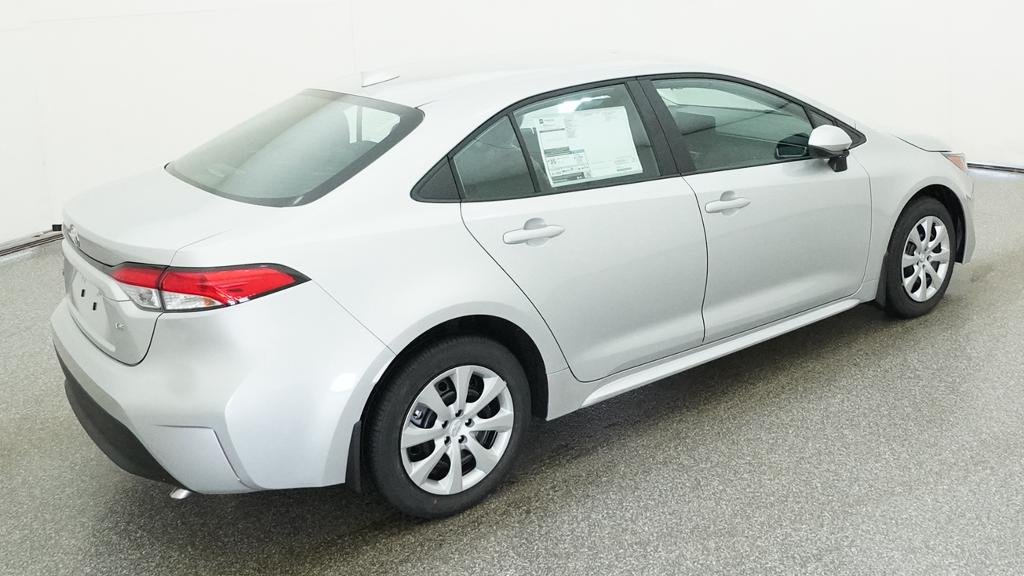 New 2027 Classic Silver Metallic Toyota LE image 18