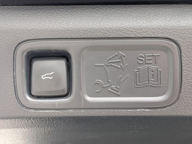 2022 Ford Expedition Limited - Photo 12