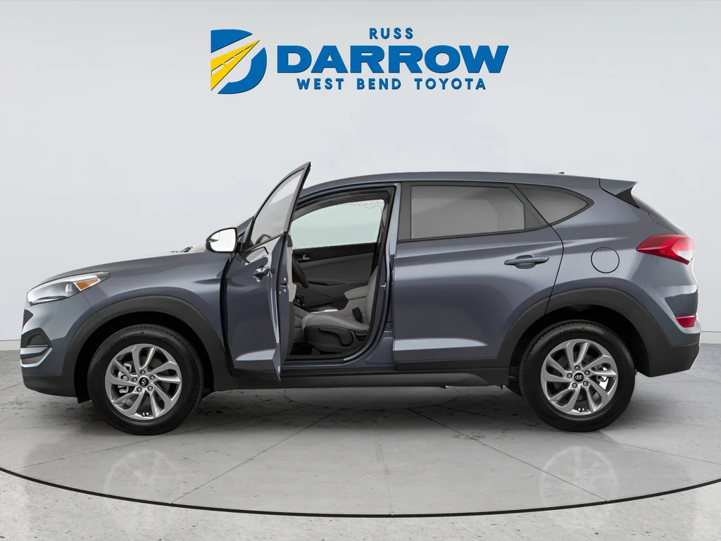 Used 2018 Gray Hyundai SEL image 3