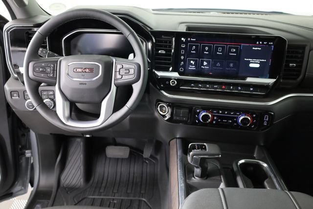 2026 GMC Sierra 1500 SLT - Photo 2
