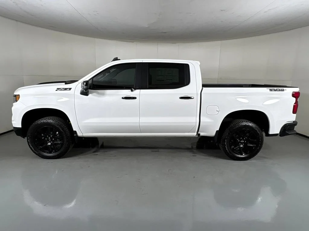 New 2026 Summit White Chevrolet LT Trail Boss image 6