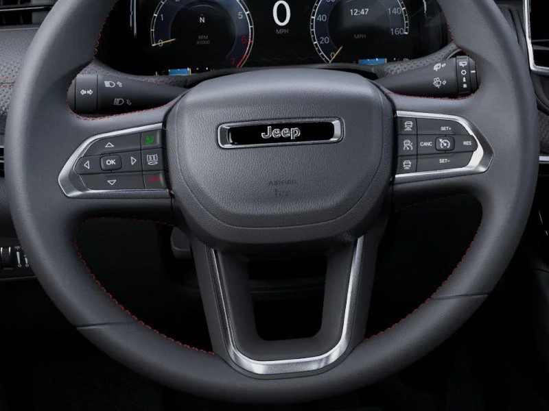 New 2026 Bright White Clear-Coat Exterior Paint Jeep Trailhawk image 19