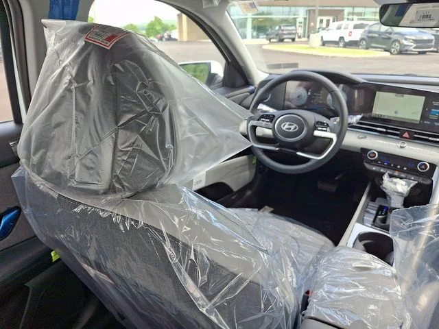 New 2026 White Hyundai Limited image 9