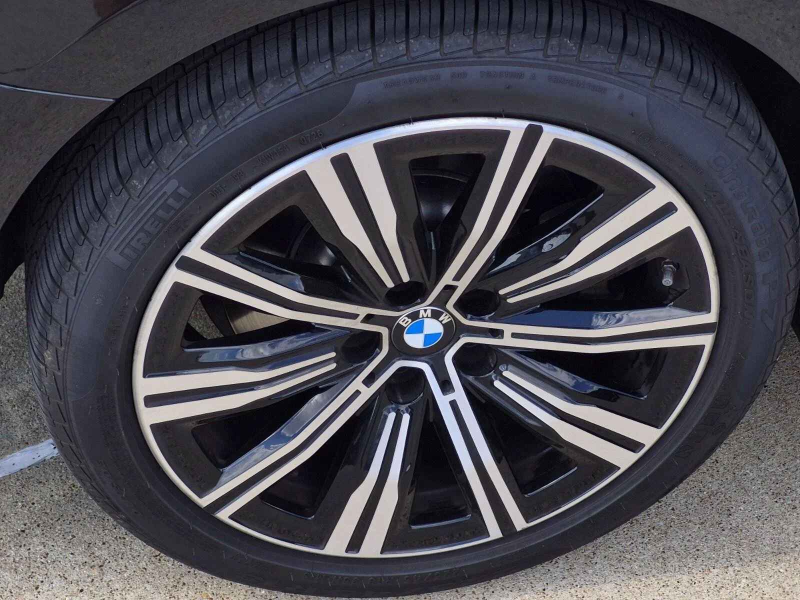 Used 2026 Black Sapphire Metallic BMW 330i image 7