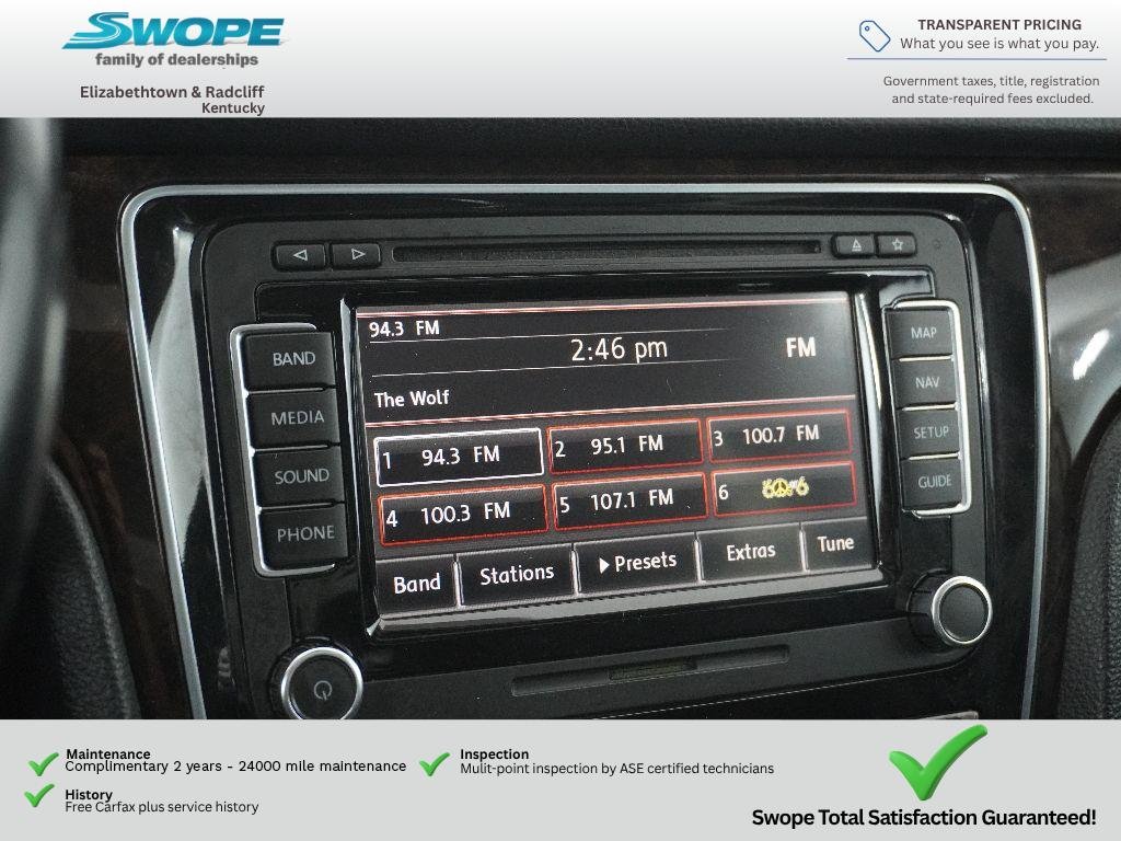 Used 2014 Platinum Gray Metallic Volkswagen TDI SEL Premium image 23