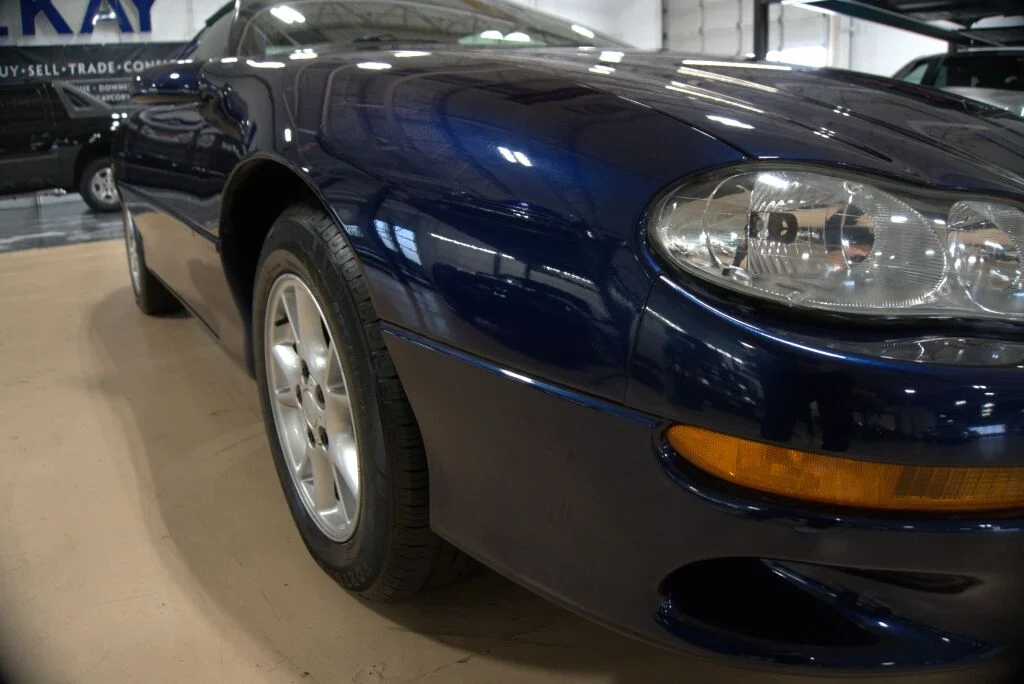 Used 2001  Chevrolet Base image 26
