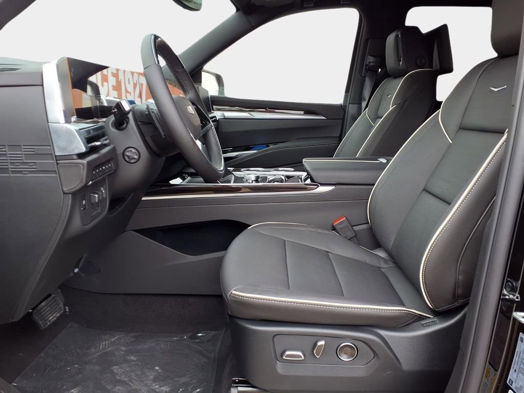 2026 Cadillac Escalade Luxury - Photo 9