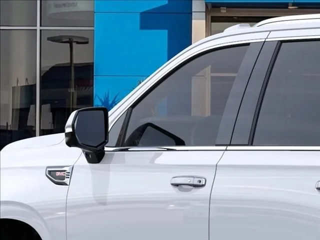 2026 GMC Yukon Denali - Photo 12