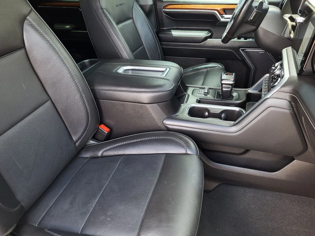 Used 2022 Onyx Black GMC Denali image 11