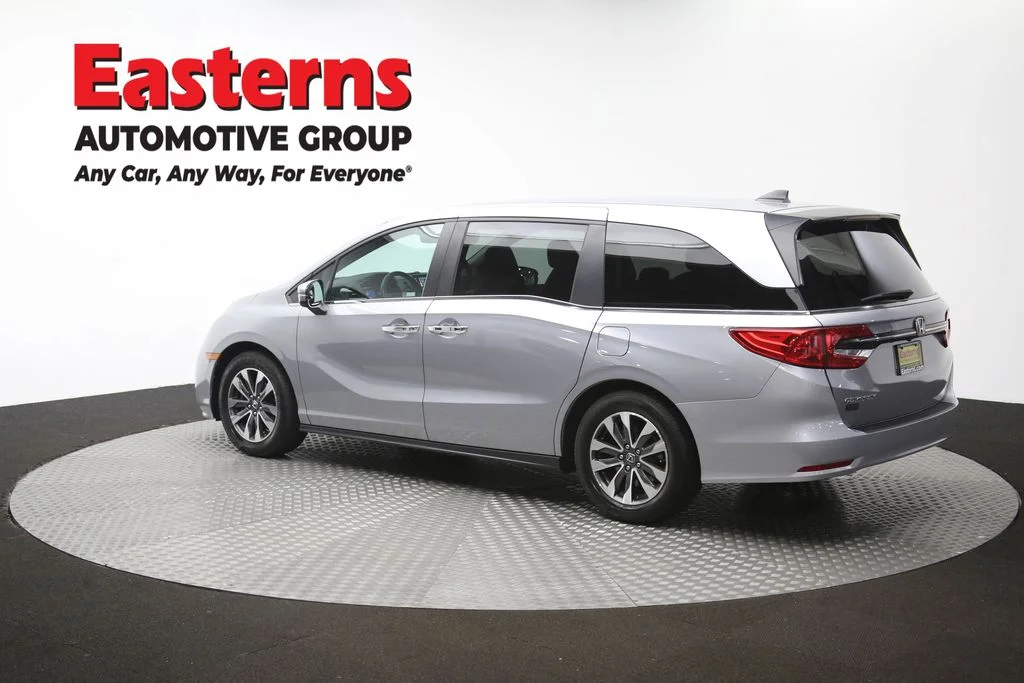 Used 2023 Silver Honda EX-L image 65