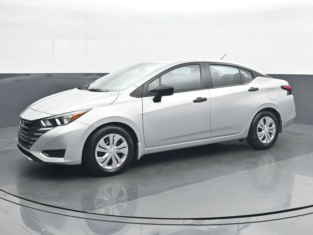 Used 2024 Silver Nissan 1.6 S image 2