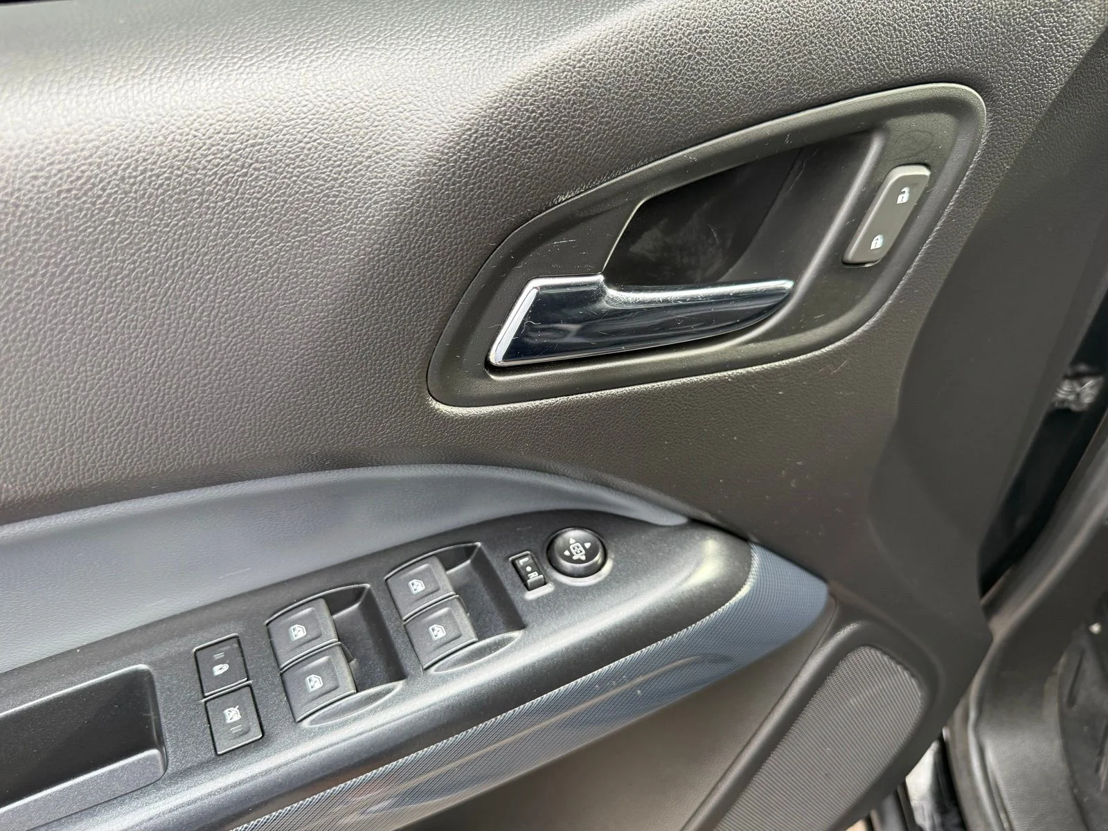 2021 Chevrolet Colorado Z71 - Photo 12