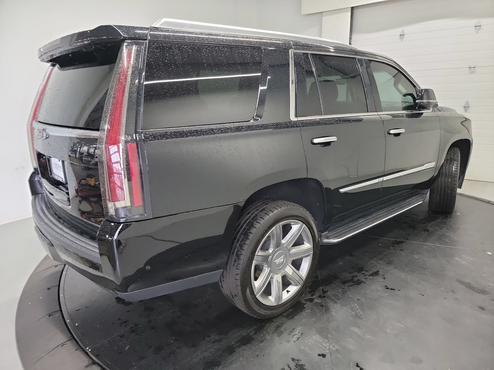 Used 2019 Black Raven Cadillac Premium Luxury image 8