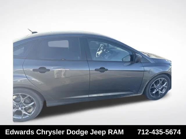 Used 2018 Gray Ford S image 2
