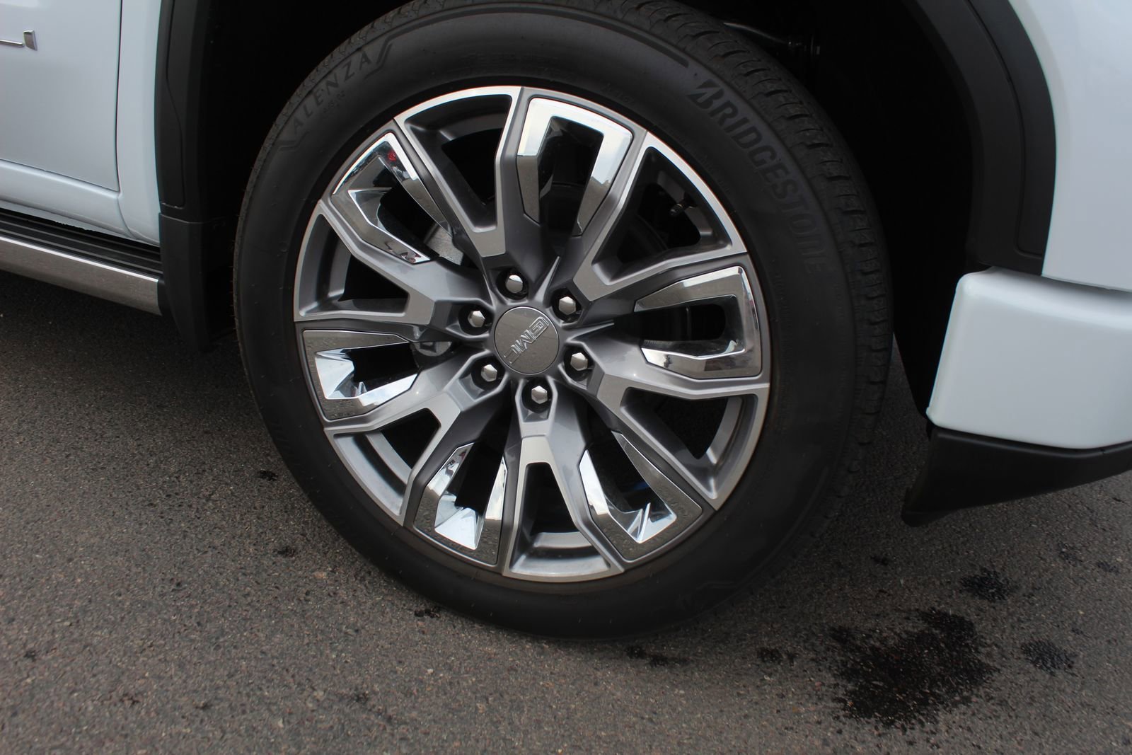 2026 GMC Sierra 1500 Denali - Photo 8