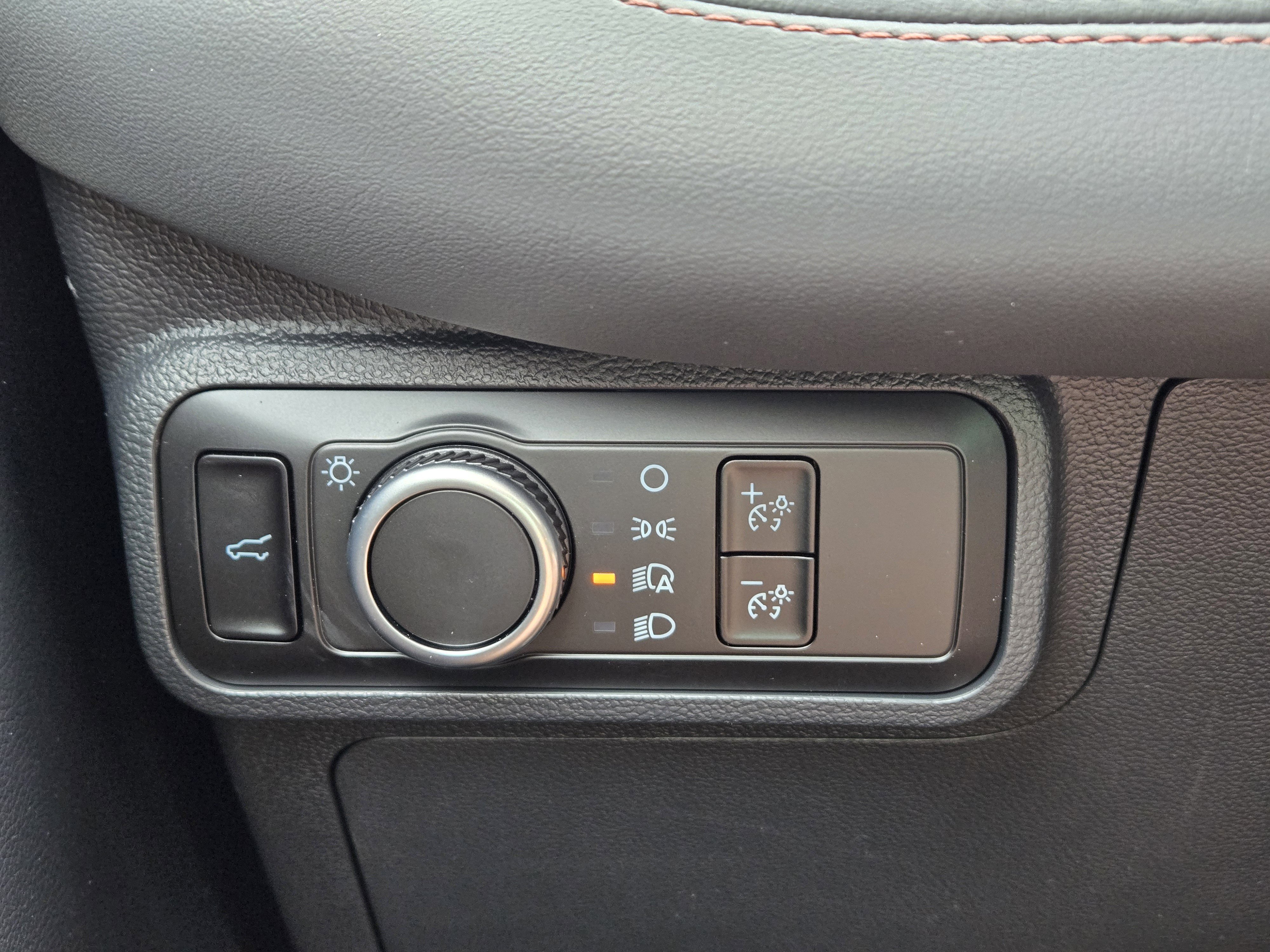 New 2026 Space White Metallic FORD Active image 23