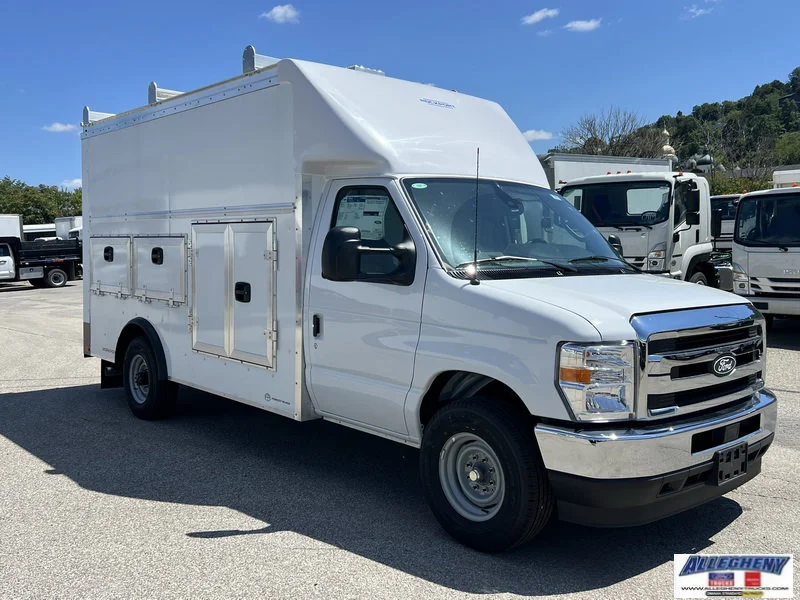 New 2027 Oxford White Ford  image 4