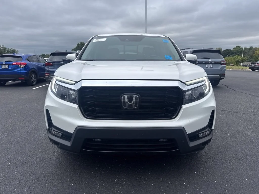 Used 2023 White Honda RTL-E image 2
